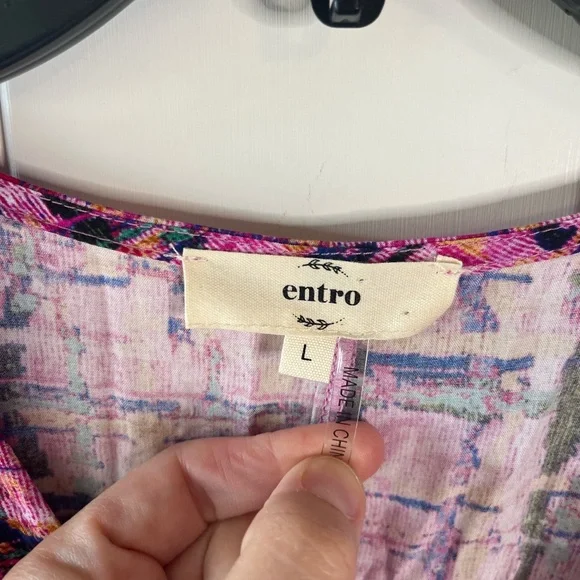 ENTRO NEW HOLDING ON TIGHTLY V NECK MAXI size large Colorful chic boutique - Picture 5 of 9